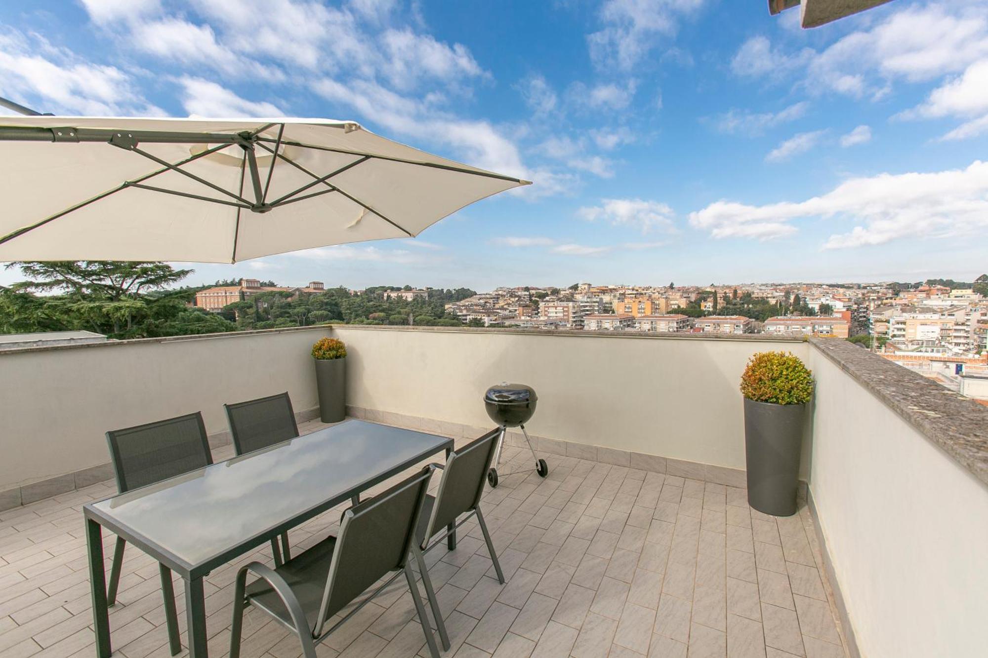Terrazza San Pietro Vicino Metro A * Rom