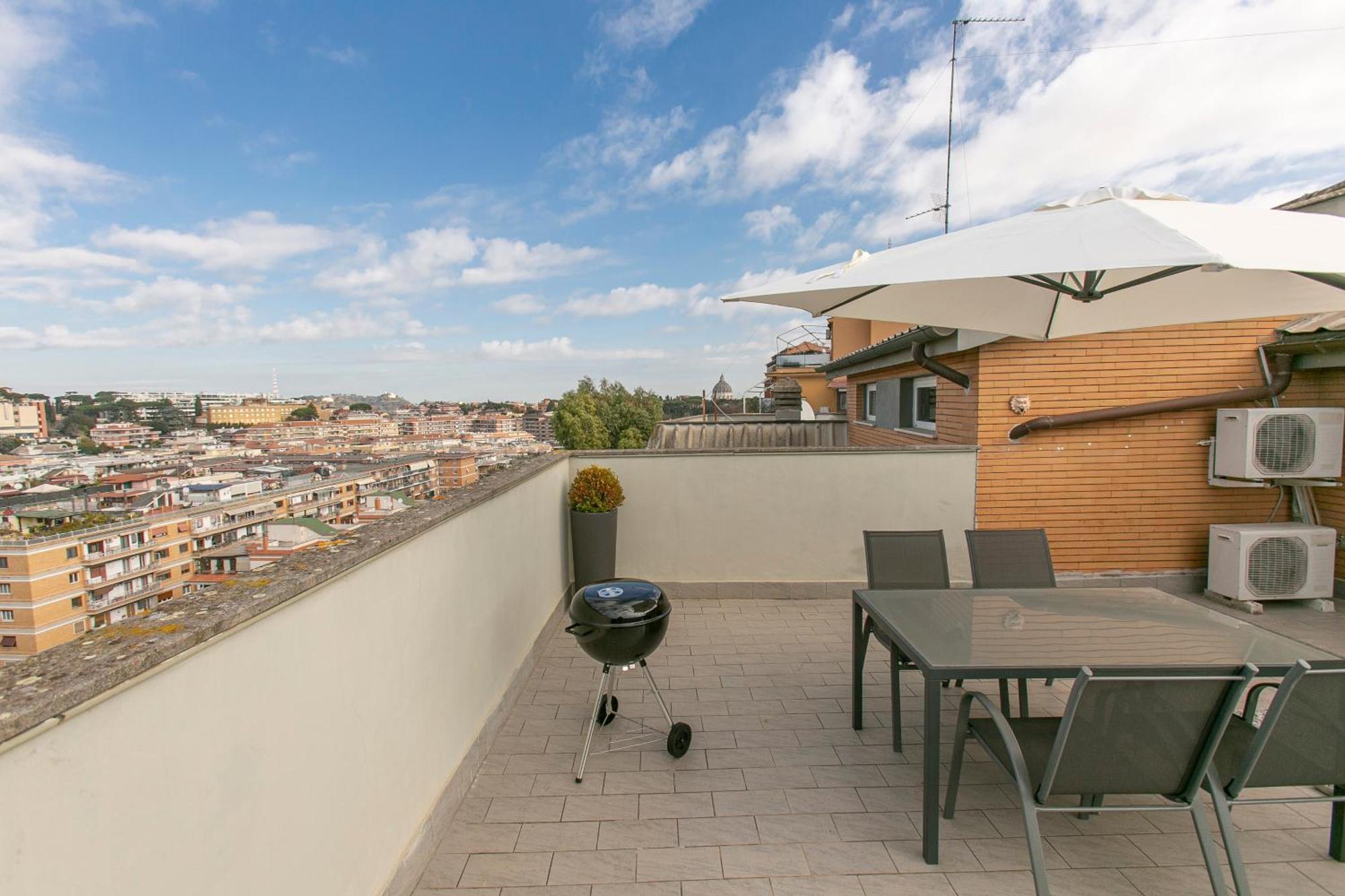 Apartment Terrazza San Pietro Vicino Metro A Rom
